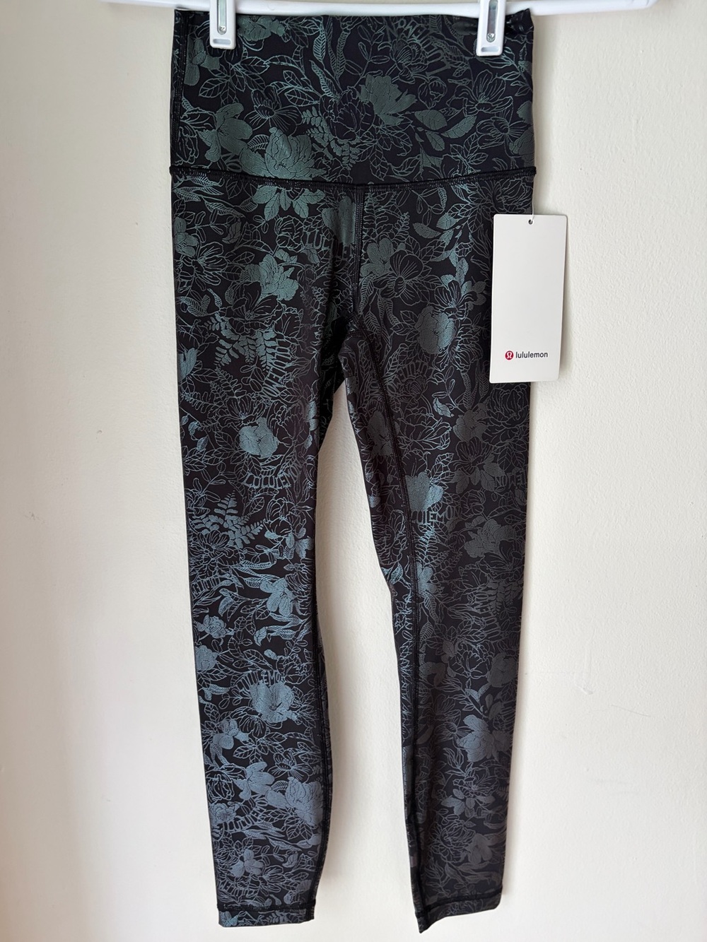 32. Size 2 LULULEMON Special Edition Wunder Train Leggings Black Teal Foil NEW